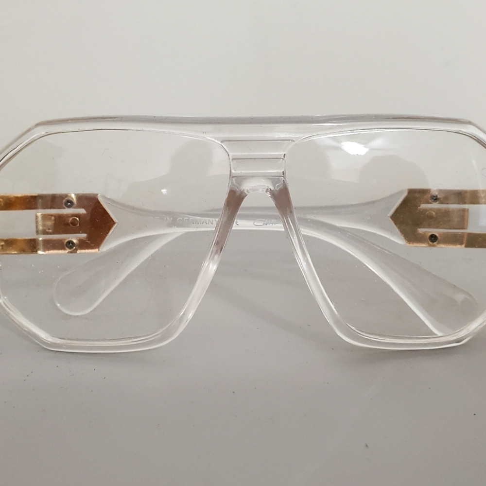 Fashion glasses
